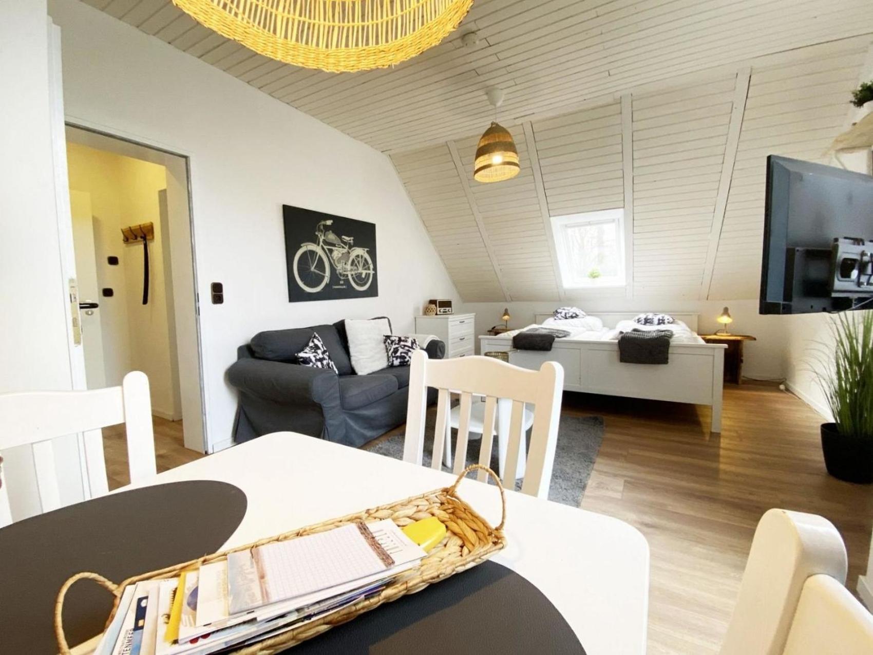 Ferien Im Wangerland - Haus Wiesenweg - Apartment 2 1Og Horumersiel Exterior photo